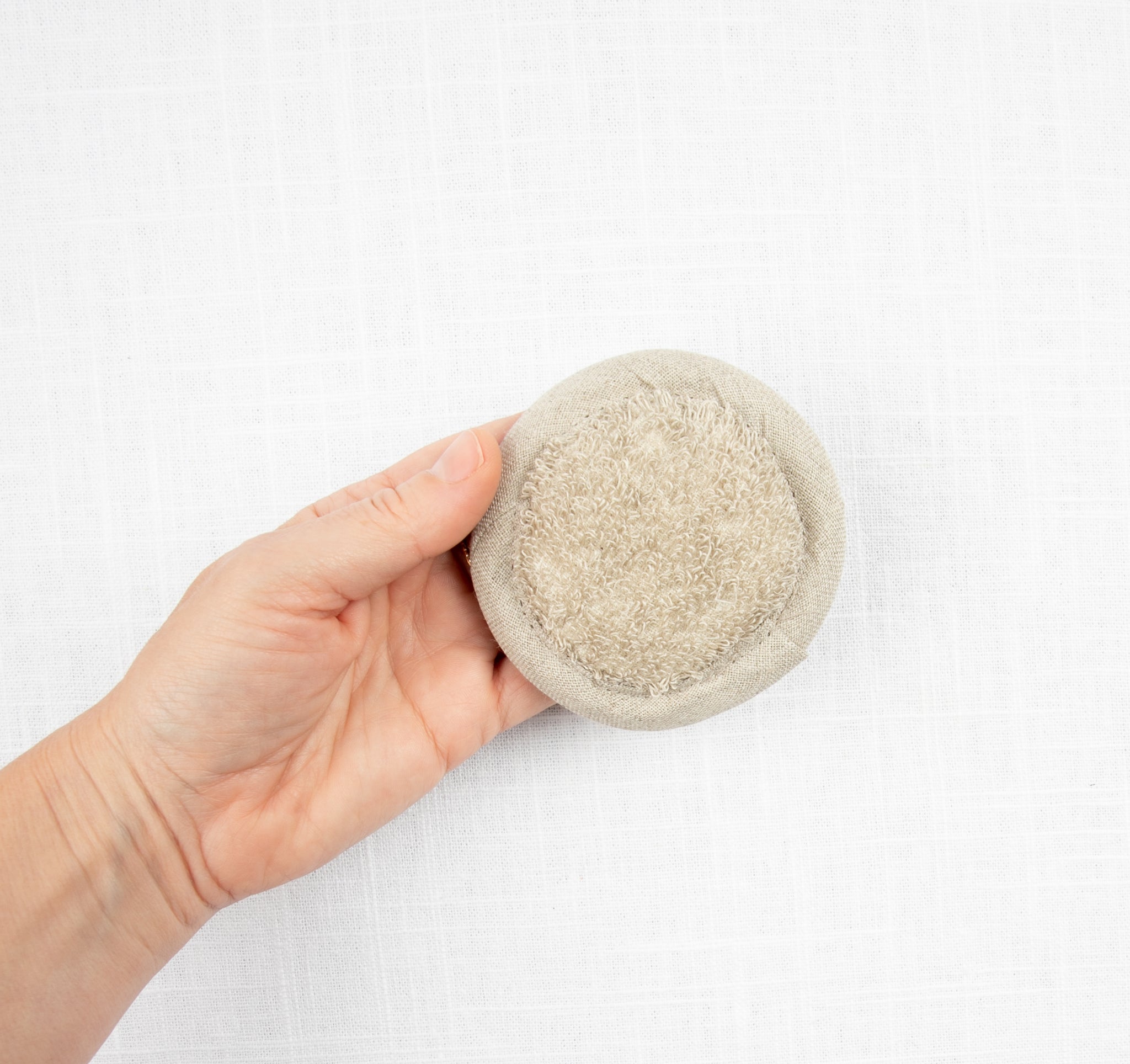 Round Linen Face Sponge
